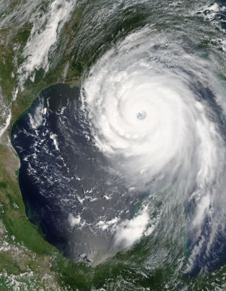 465px-Hurricane_Katrina_August_28_2005_NASA.jpg